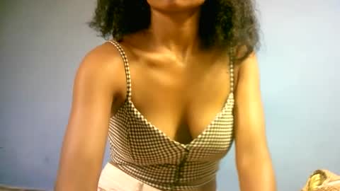 sourayaa online show from April 7, 6:37 am