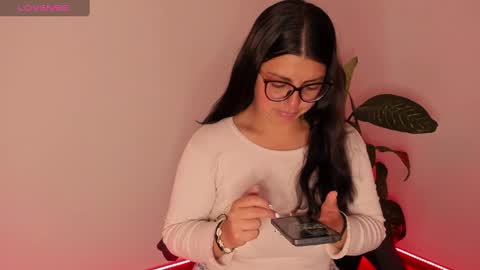 Sami Diaz   online show from December 9, 8:22 am