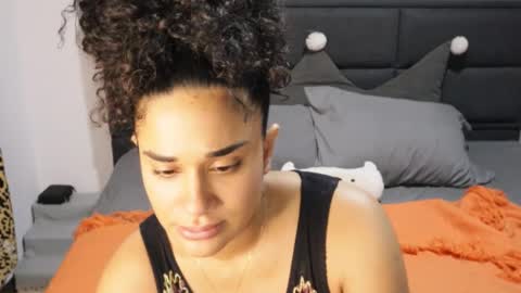 You want to talk to me more personal follow me in My Channel VIP  50 the discount       online show from November 29, 11:09 pm