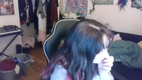 Snapshot of spawnofademon chatting on February 18, 5:53 am spawnofademon online show from February 18, 5:53 am