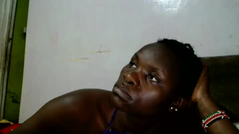 spicy_bella69 online show from June 17, 5:42 am