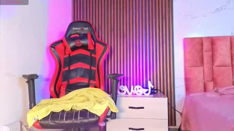 spicydemons online show from October 8, 5:23 am