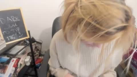 FREE ONLY FANSy online show from February 23, 9:36 pm