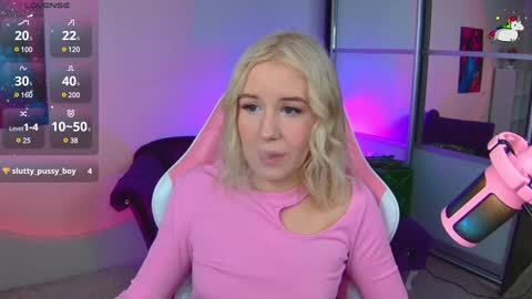 Snapshot of springajara chatting on December 26, 6:41 am Vetta online show from December 26, 6:41 am