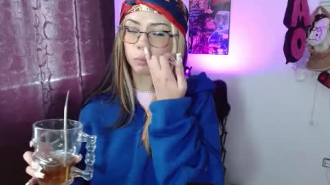 Snapshot of squirt_charlotte chatting on October 11, 6:21 pm HELLO WELCOME MY NAME IS CHARLOTTE OY A NEW GIRL online show from October 11, 6:21 pm