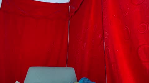 Snapshot of squirt_dirty_anal chatting on September 13, 12:07 am valeria online show from September 13, 12:07 am