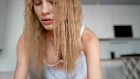 Scarlett online show from June 25, 10:19 am