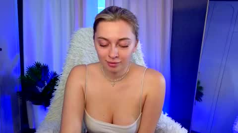 Kate online show from November 11, 1:19 pm