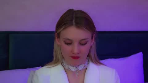 StacyEvances online show from February 22, 6:31 pm