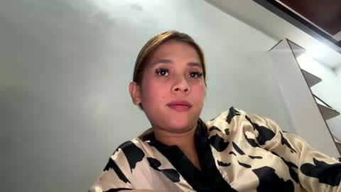 Stacy online show from April 8, 9:39 pm