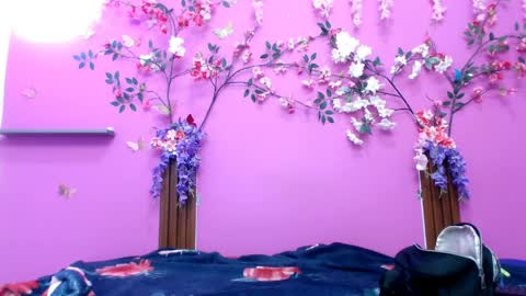 alejandra online show from April 11, 7:28 pm