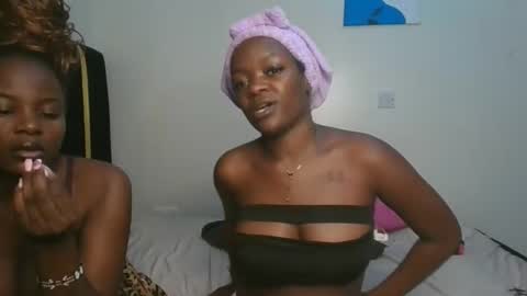 lia online show from February 27, 5:29 am