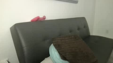 Snapshot of starjewelsxo chatting on September 8, 2:38 pm Star Jewels online show from September 8, 2:38 pm