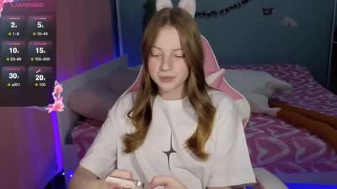 Snapshot of stefaniyaaa chatting on September 28, 8:03 pm stefa online show from September 28, 8:03 pm