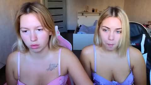 Stefany and Bettany online show from October 8, 1:37 pm
