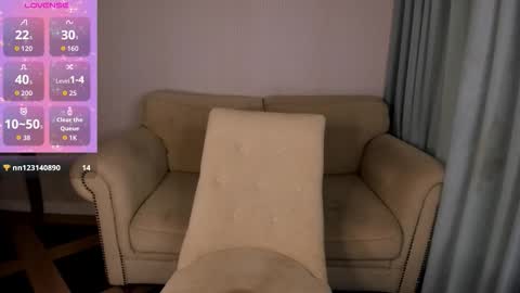 Stefany and Bettany online show from March 13, 11:22 am