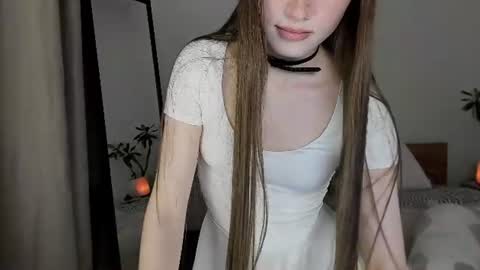 stella_sunny online show from August 5, 10:38 pm
