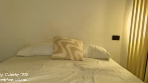 stephany online show from March 11, 5:33 am