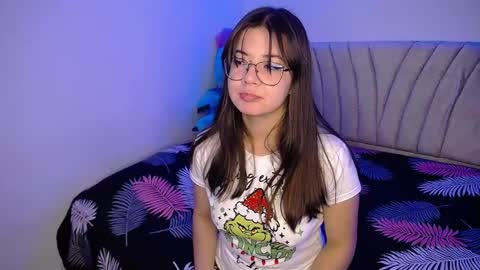 Emma online show from February 8, 2:47 am