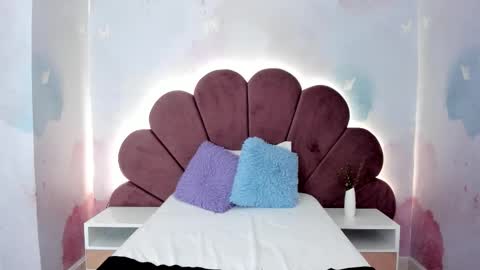 Stefff  online show from March 6, 4:35 pm