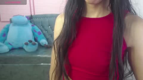 Snapshot of stephania_t chatting on March 6, 10:41 am Stephania online show from March 6, 10:41 am