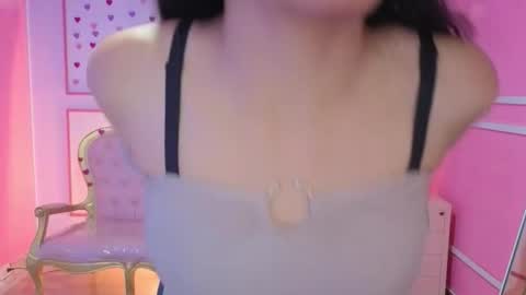 Snapshot of stephania_t chatting on September 23, 12:36 pm Stephania online show from September 23, 12:36 pm