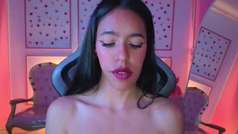 Snapshot of stephania_t chatting on September 9, 1:33 pm Stephania online show from September 9, 1:33 pm