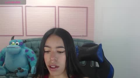 Snapshot of stephania_t chatting on February 3, 10:36 am Stephania online show from February 3, 10:36 am
