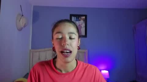 Stephania online show from March 27, 4:30 pm