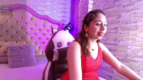 Stephaniesun  online show from April 5, 1:43 pm