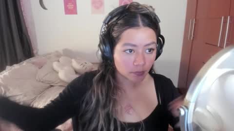 Stephanie  online show from December 14, 10:59 pm