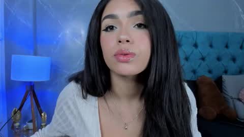 Stefanny online show from February 10, 1:30 am