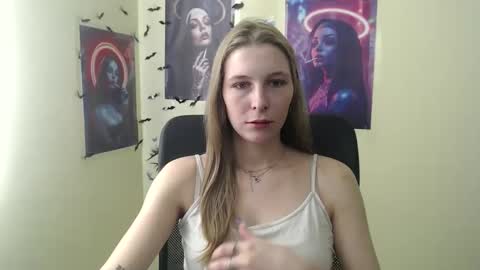 Amalia online show from April 4, 6:23 am