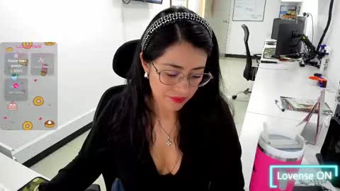 studcb_ online show from April 16, 9:39 pm