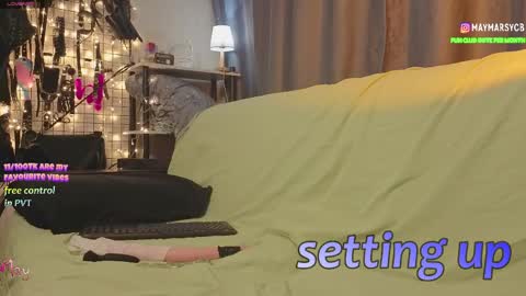 May online show from April 22, 9:01 pm