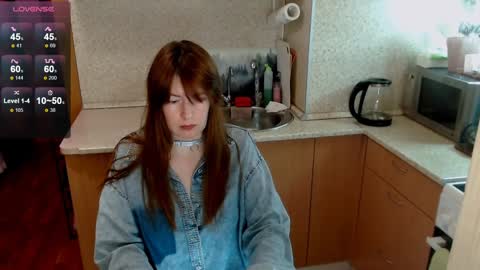 Snapshot of sugar_desire chatting on December 31, 4:57 pm Instagram faroffland online show from December 31, 4:57 pm