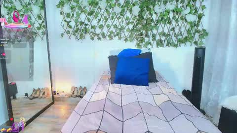 nancy online show from February 3, 8:23 pm