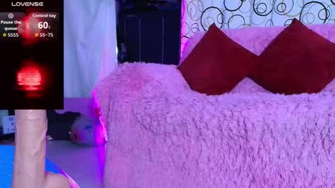    online show from November 25, 1:08 am