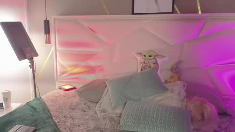 SUKI online show from January 8, 11:58 am