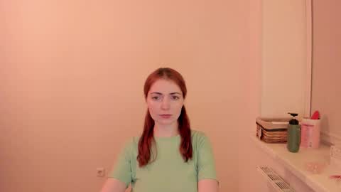 Summer Preston online show from February 19, 2:00 am