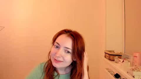 Snapshot of summer_preston chatting on January 18, 6:45 am Summer Preston online show from January 18, 6:45 am