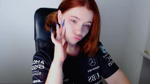 Alexi online show from September 14, 7:34 pm