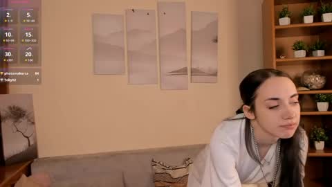 Luna online show from April 13, 9:37 pm