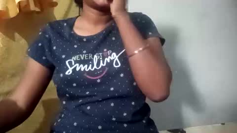 sunali_jain03 online show from April 13, 3:19 am