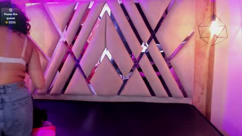 sunny_mayaa online show from April 12, 8:00 pm