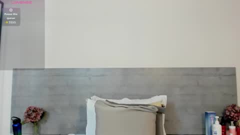 sunnywhitee online show from February 4, 7:28 pm