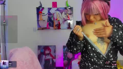 Snapshot of sunofureku_melody chatting on October 9, 3:05 pm RAVENCLAU GIRL online show from October 9, 3:05 pm
