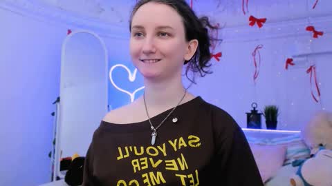 Alice online show from March 5, 3:41 pm