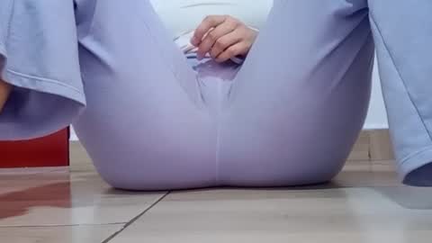 Annie online show from October 6, 5:29 pm