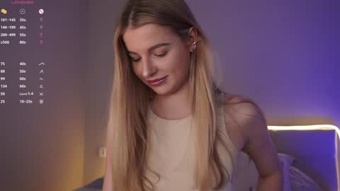 Snapshot of sunshine_diana_ chatting on December 19, 10:34 am Di online show from December 19, 10:34 am